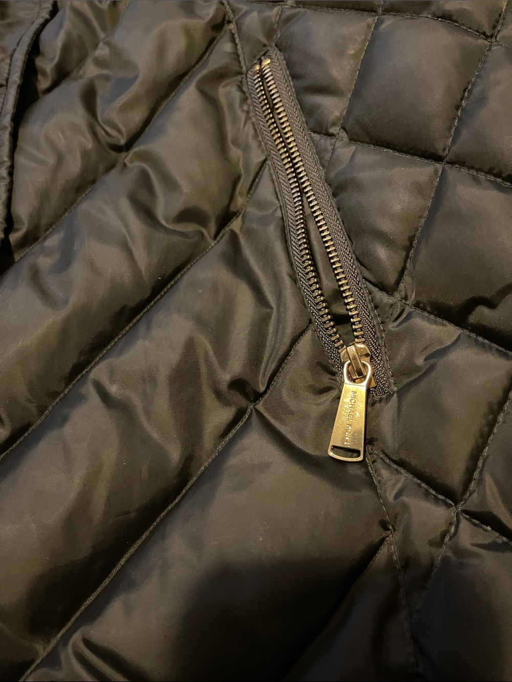 Michael Kors Women's Green Quilted Hooded Puffer Coat M - Picture 2 of 9